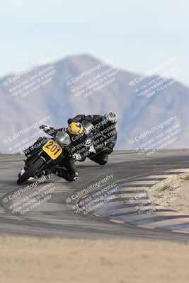 media/Nov-16-2025-Race Pace (Sun) [[8c5fa54630]]/Verified Riders/8-Turn 12 (120pm)/